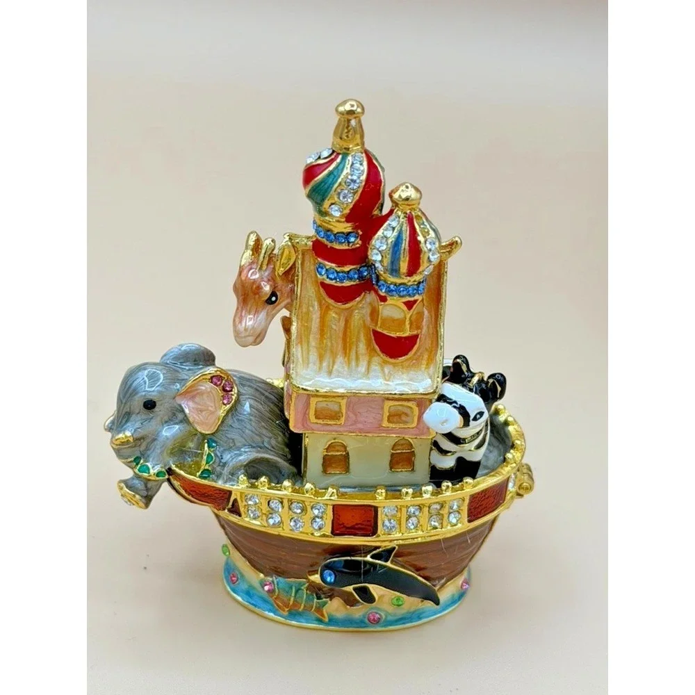 Cracker Barrel Jeweled Noah's Ark Hinged Trinket Box Animals w/ Box